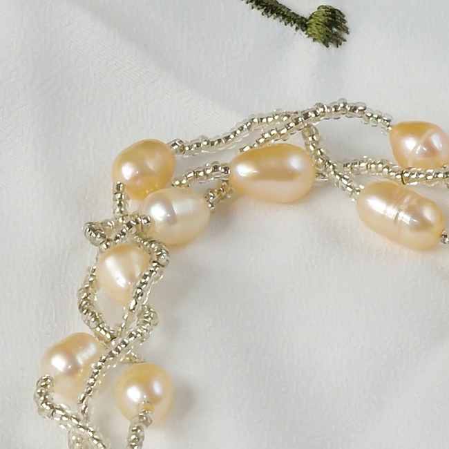 Pearl fancy fashionable bracelet