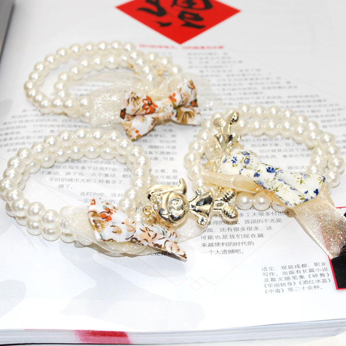 Alloy pearl bracelet