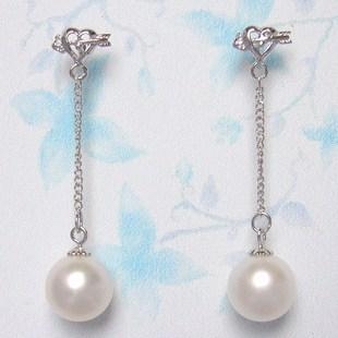 Pearl eardrop