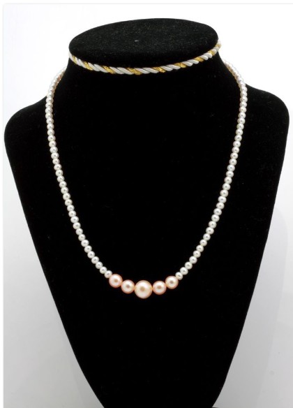 Pearl necklace